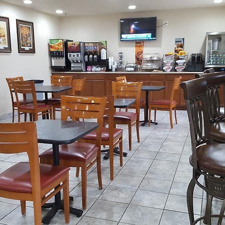 Microtel Inn & Suites By Wyndham Green Bay Exterior foto